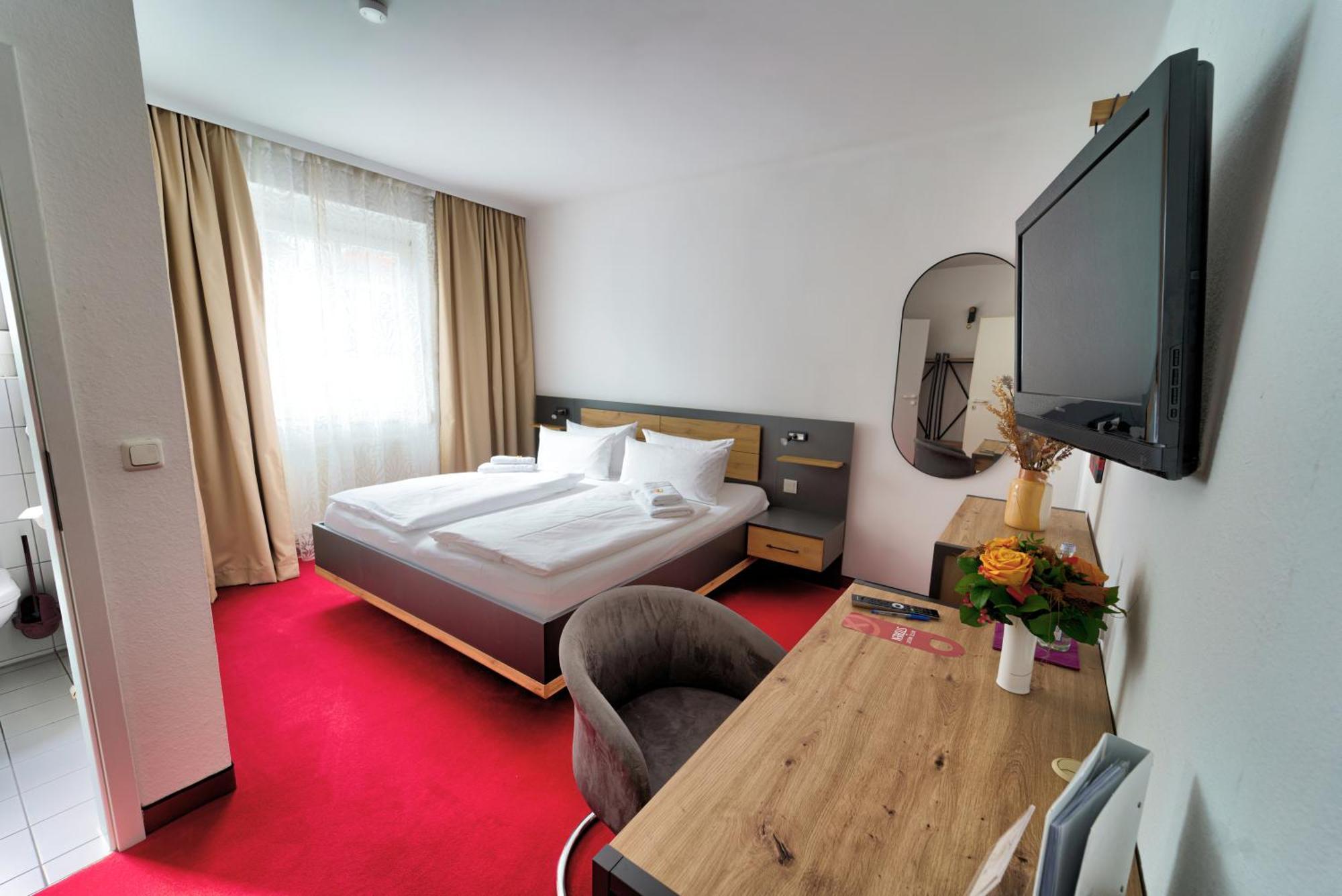 Hotel Tanne Saalfeld Saale Exterior foto